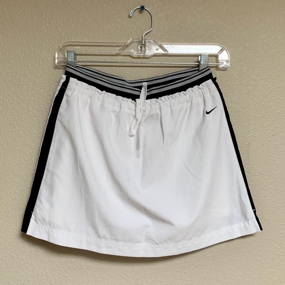 Nike Golf Tennis Skirt White and Black Grils XL